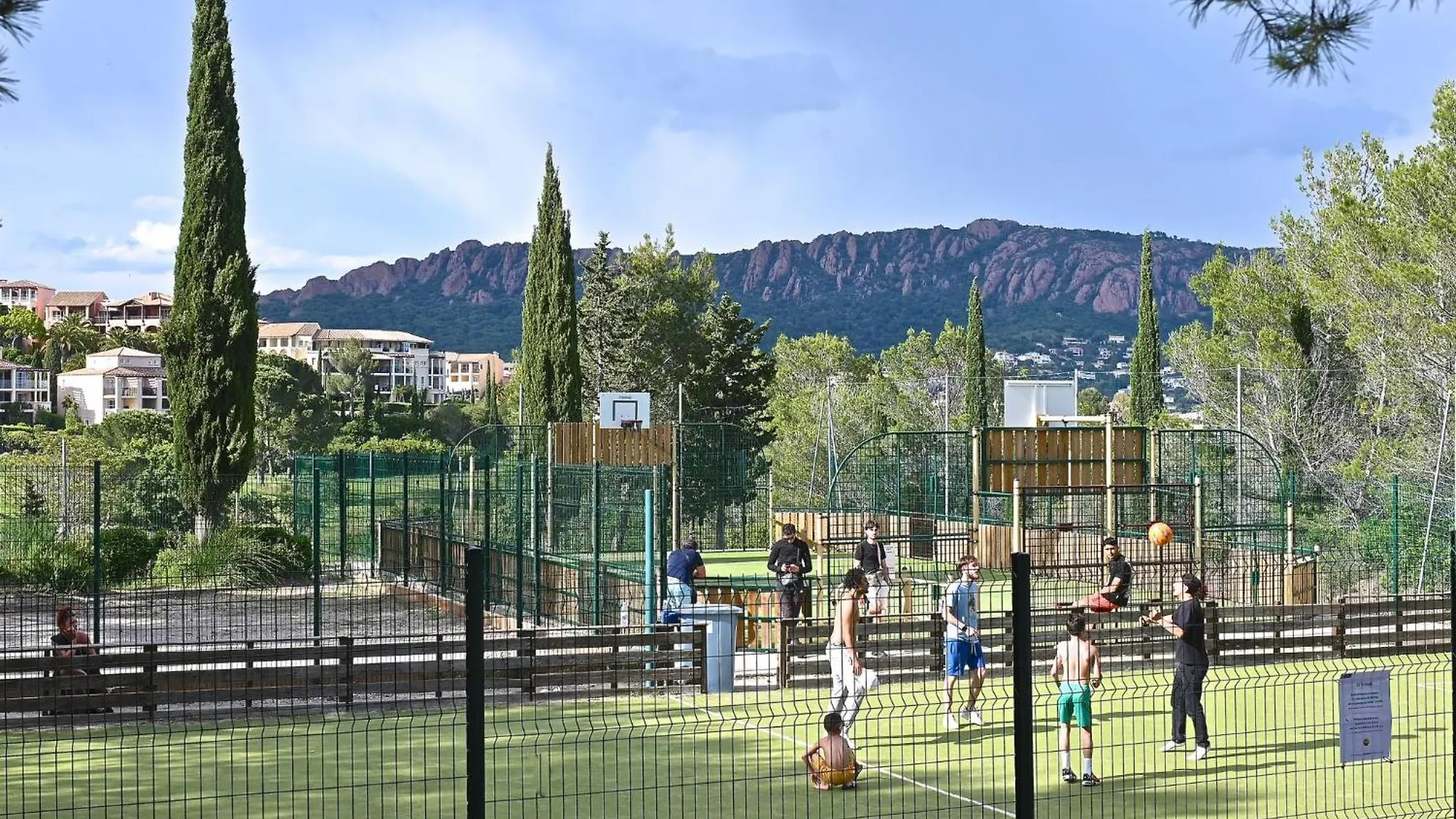 Apartment Village Cap Esterel - Le Hameau-8 By Interhome Saint-Raphaël
